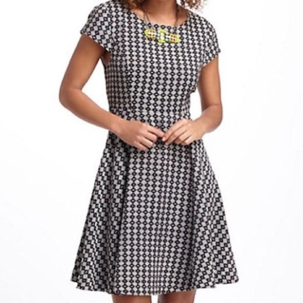 Anthropologie Maeve Cap Sleeve Black White Dress